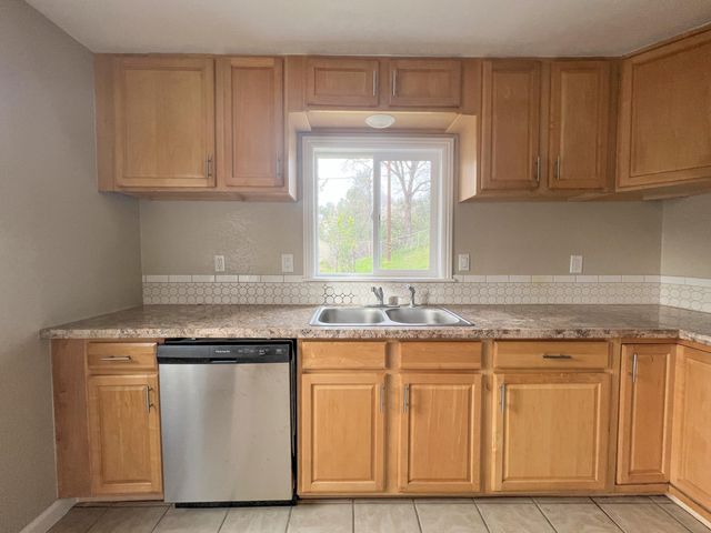 3914 Red Bluff Street, Shasta Lake, CA 96019