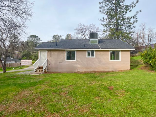 3914 Red Bluff Street, Shasta Lake, CA 96019