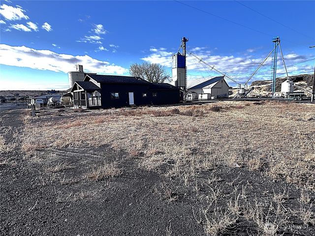 207 N Birch St, Odessa, WA 99159