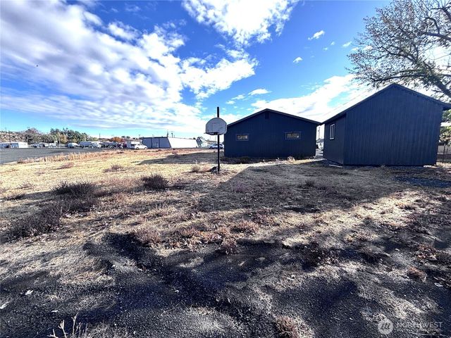 207 N Birch St, Odessa, WA 99159