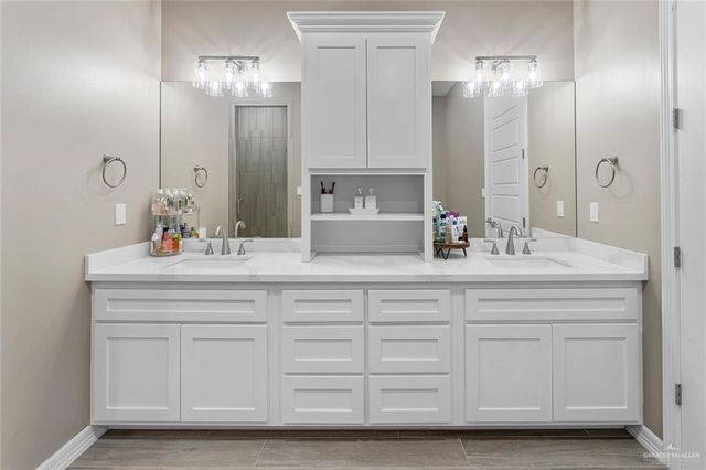 6434 El Camino Real, Harlingen, TX 78552