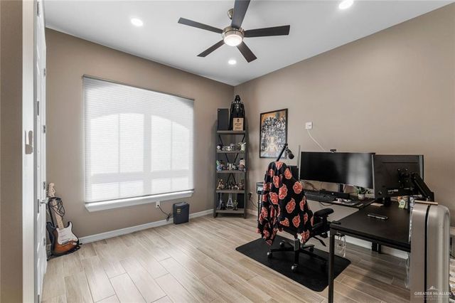 6434 El Camino Real, Harlingen, TX 78552