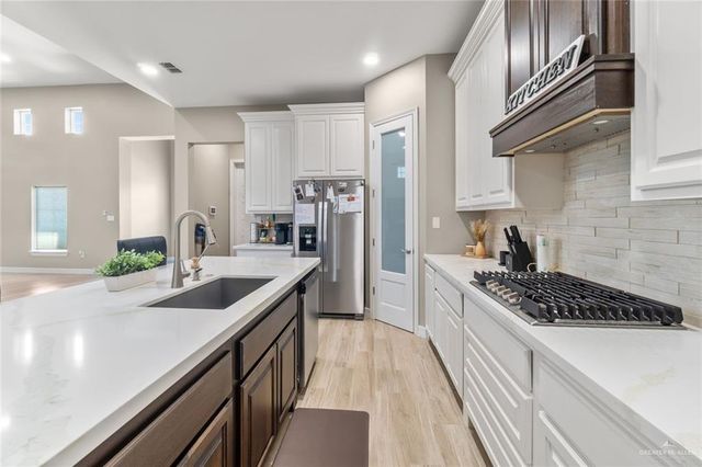 6434 El Camino Real, Harlingen, TX 78552