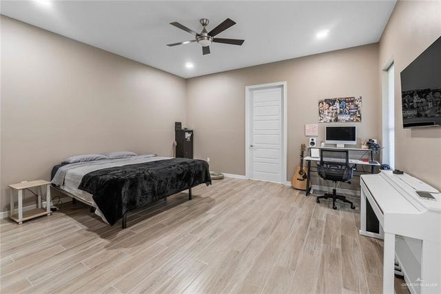 6434 El Camino Real, Harlingen, TX 78552