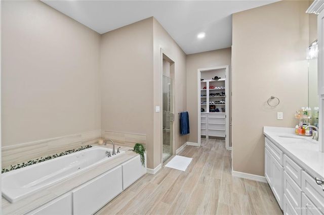 6434 El Camino Real, Harlingen, TX 78552