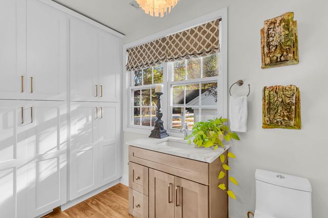 10 Tovey Road, Charleston, SC 29407