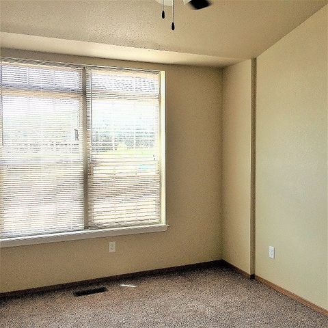 2804 W Lakewood Drive, Fayetteville, AR 72704