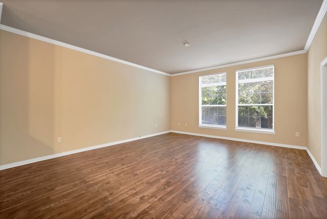 2305 Worthington Street 103, Dallas, TX 75204