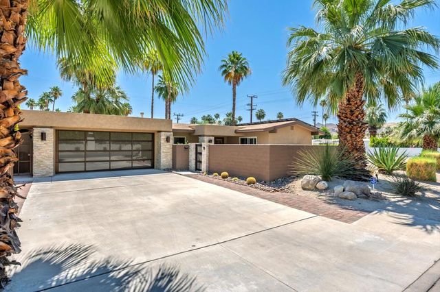 696 S Warm Sands Drive, Palm Springs, CA 92264