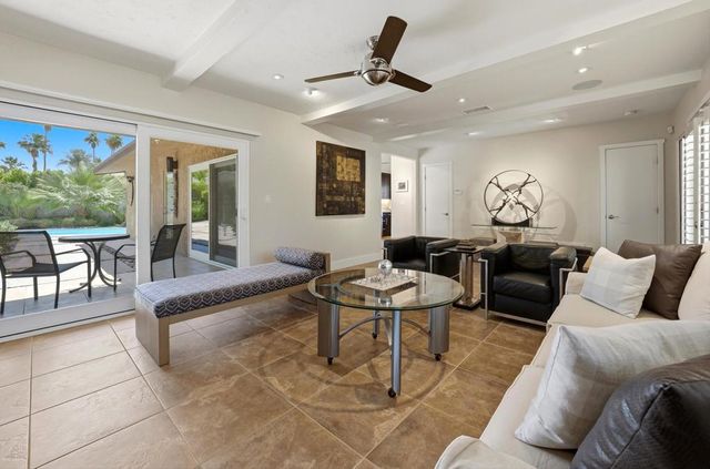 696 S Warm Sands Drive, Palm Springs, CA 92264