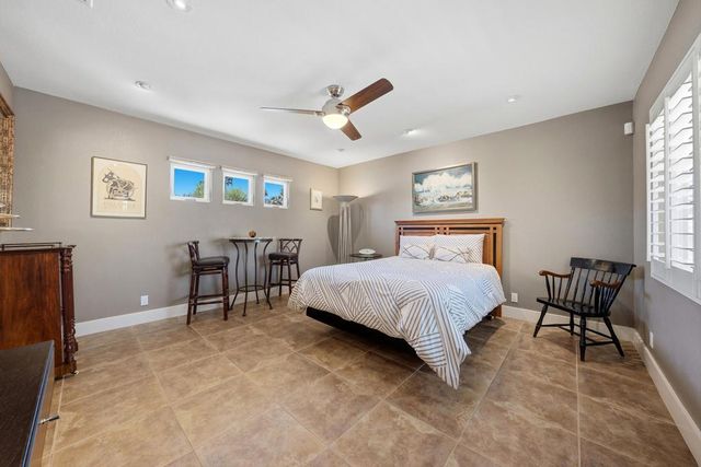 696 S Warm Sands Drive, Palm Springs, CA 92264