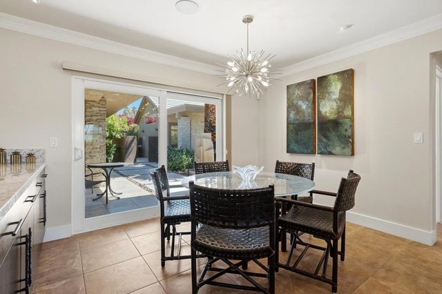 696 S Warm Sands Drive, Palm Springs, CA 92264