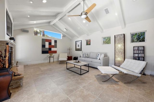 696 S Warm Sands Drive, Palm Springs, CA 92264