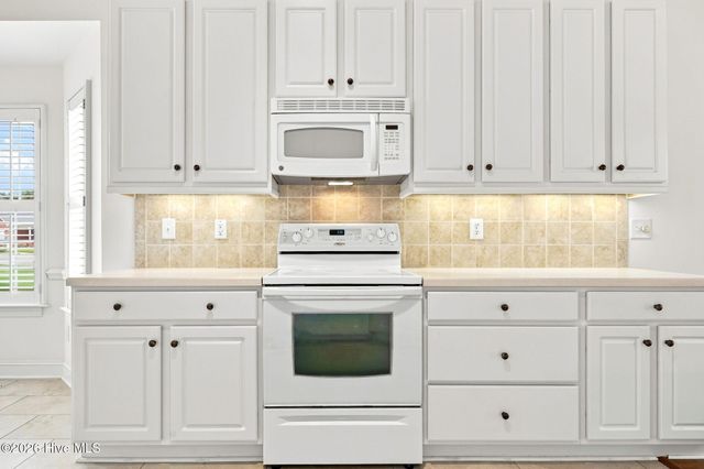 3408 Honeysuckle Drive, Winterville, NC 28590