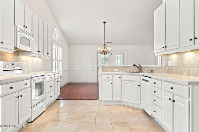 3408 Honeysuckle Drive, Winterville, NC 28590