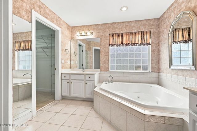 3408 Honeysuckle Drive, Winterville, NC 28590