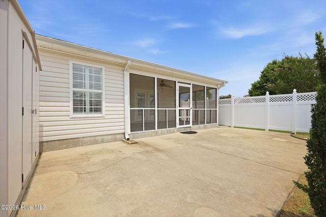 3408 Honeysuckle Drive, Winterville, NC 28590