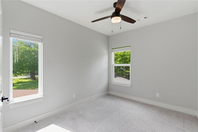 219 W Birch Street, Rogers, AR 72756