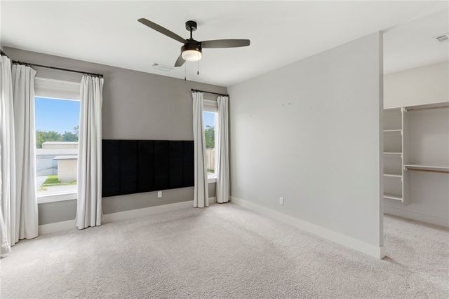219 W Birch Street, Rogers, AR 72756