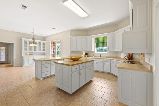 3140 Farm Road 195, Paris, TX 75462