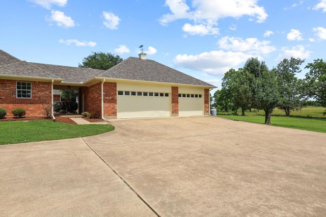 3140 Farm Road 195, Paris, TX 75462