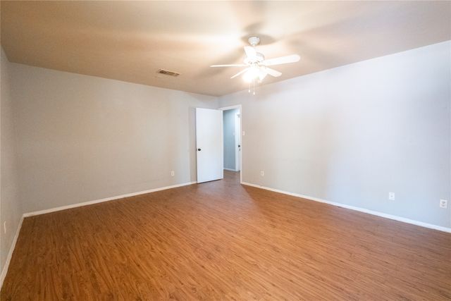 5101 Locke Avenue 2900, Fort Worth, TX 76107