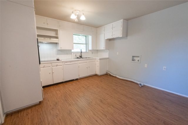 5101 Locke Avenue 2900, Fort Worth, TX 76107