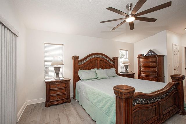 2897 COUNTRY WOODS LANE, Palm Harbor, FL 34683