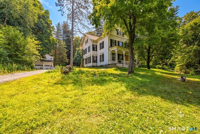 137 & 141 Main Street South, Woodbury, CT 06798