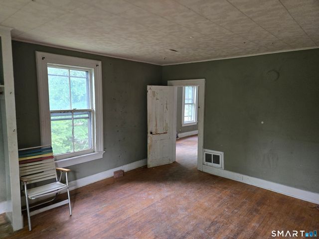 137 & 141 Main Street South, Woodbury, CT 06798