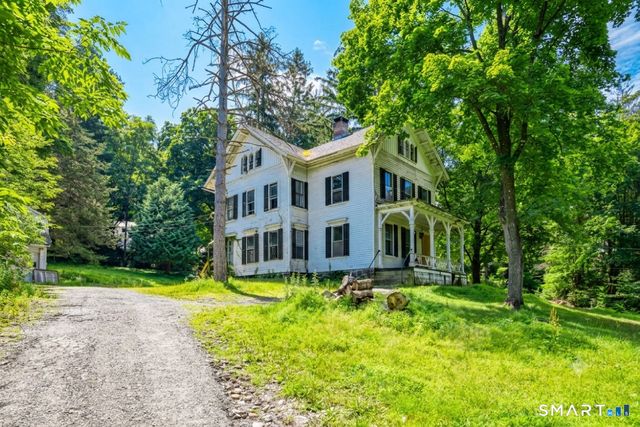 137 & 141 Main Street South, Woodbury, CT 06798