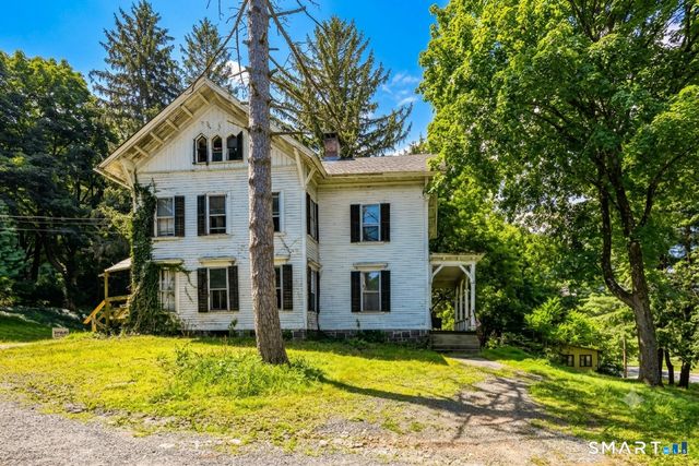 137 & 141 Main Street South, Woodbury, CT 06798