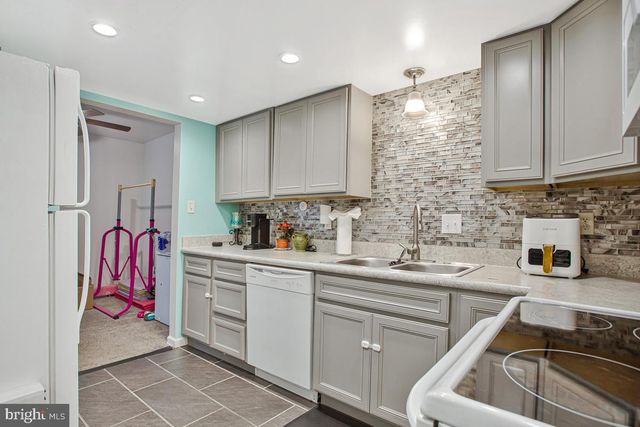 8613 BINGHAMPTON PL, Upper Marlboro, MD 20772