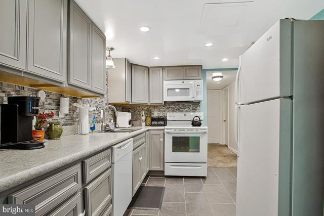 8613 BINGHAMPTON PL, Upper Marlboro, MD 20772