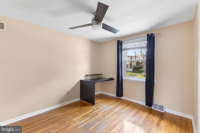 19 SAINT REGIS DR, Newark, DE 19711