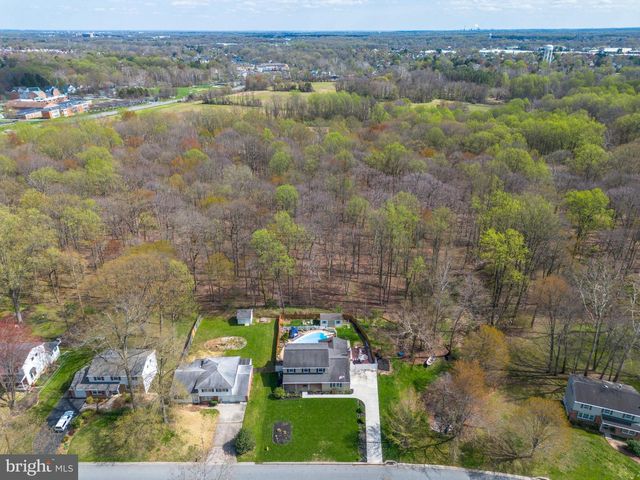 19 SAINT REGIS DR, Newark, DE 19711