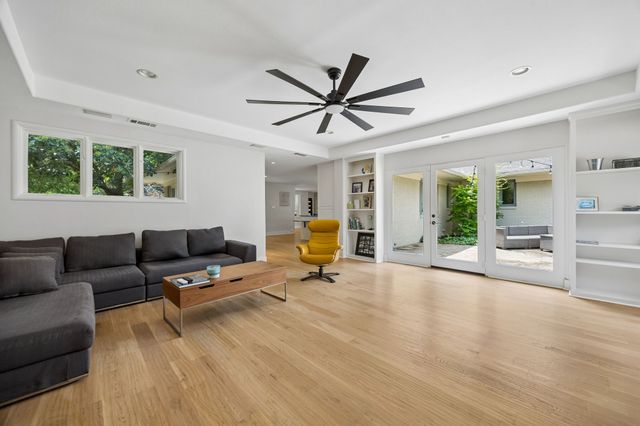 8423 Santa Clara Drive, Dallas, TX 75218
