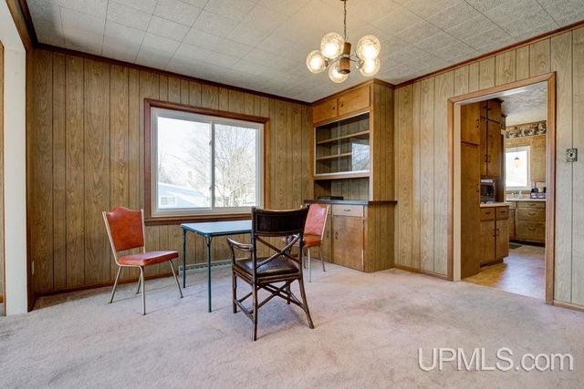 4113 N Shore Drive, Menominee, MI 49858