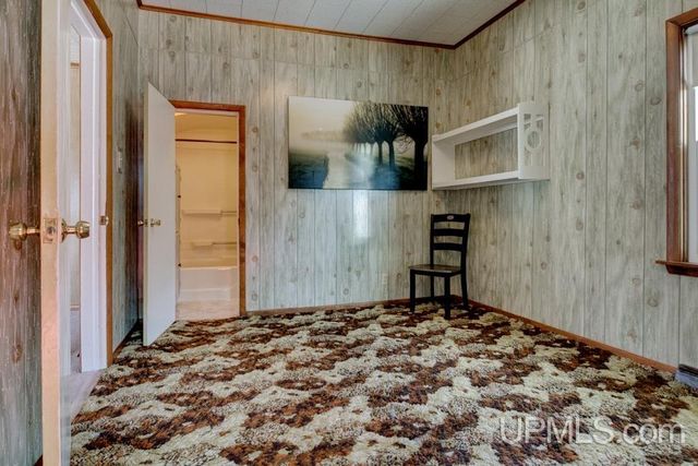 4113 N Shore Drive, Menominee, MI 49858