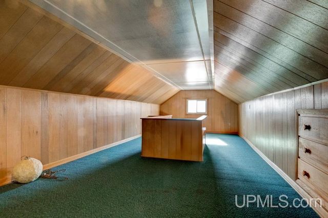 4113 N Shore Drive, Menominee, MI 49858