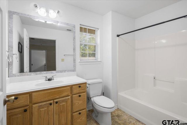 13427 Ronald Cir., Tyler, TX 75709