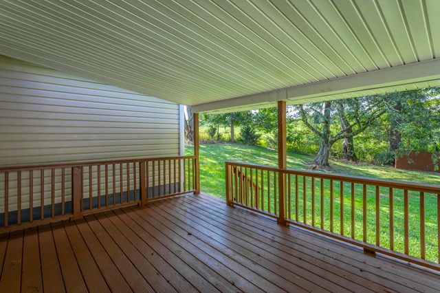 77 Garretts Chapel Road, Chickamauga, GA 30707