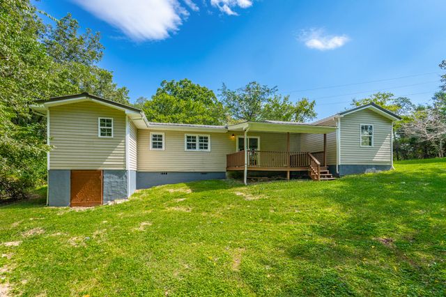 77 Garretts Chapel Road, Chickamauga, GA 30707