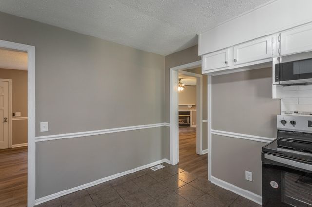 77 Garretts Chapel Road, Chickamauga, GA 30707