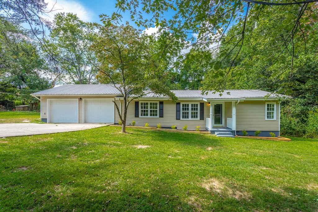 77 Garretts Chapel Road, Chickamauga, GA 30707