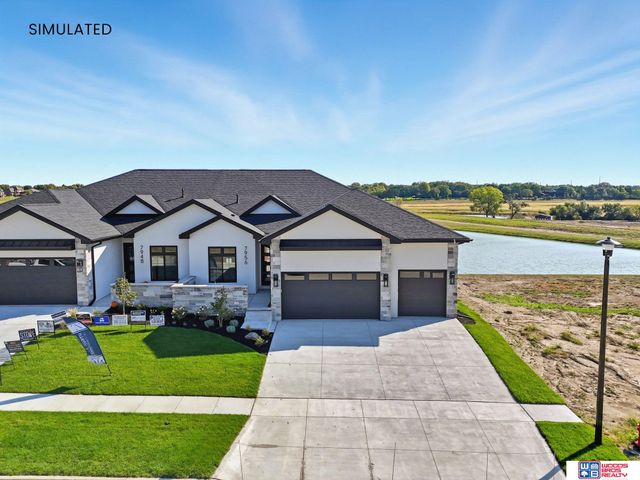 8032 S 43rd Street, Lincoln, NE 68516