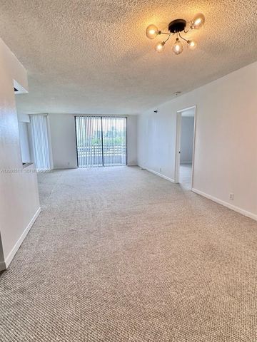 3300 NE 191st St 516, Aventura, FL 33180