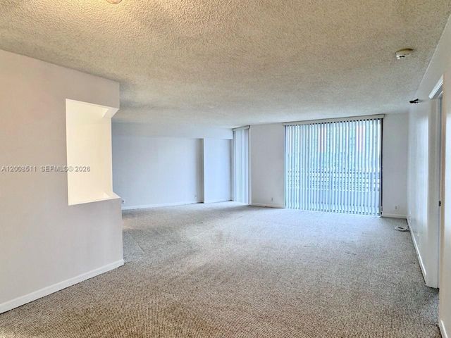 3300 NE 191st St 516, Aventura, FL 33180