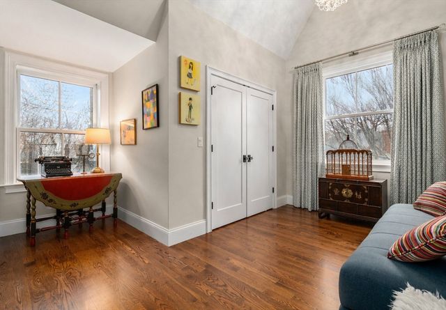39 Hammond Street 2, Cambridge, MA 02138