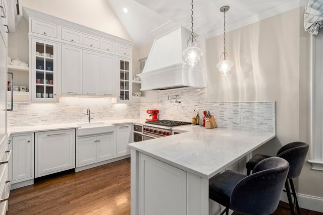 39 Hammond Street 2, Cambridge, MA 02138